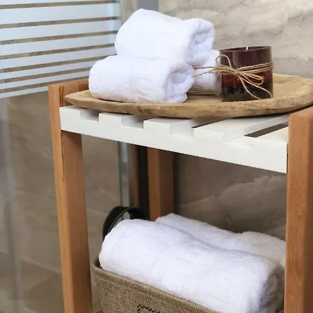 Tea Residence, Gjiri I Lalzit Villa Dıraç