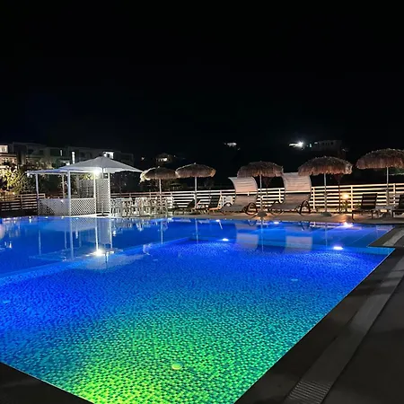 Tea Residence, Gjiri I Lalzit Villa