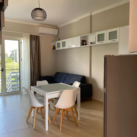 Tea Residence, Gjiri I Lalzit Villa *