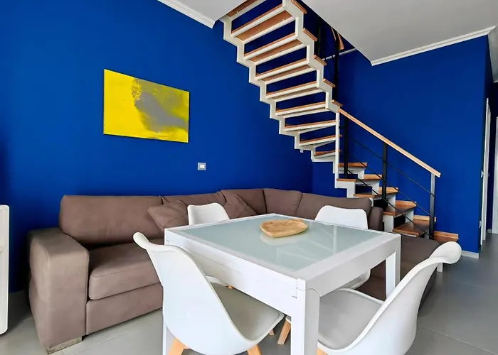 Tea Residence, Gjiri I Lalzit 别墅 *