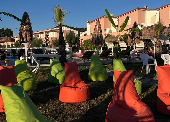 Tea Residence, Gjiri I Lalzit *